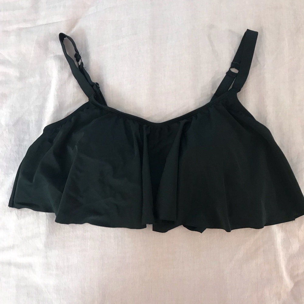 Torrid size 0 black flounce swim top